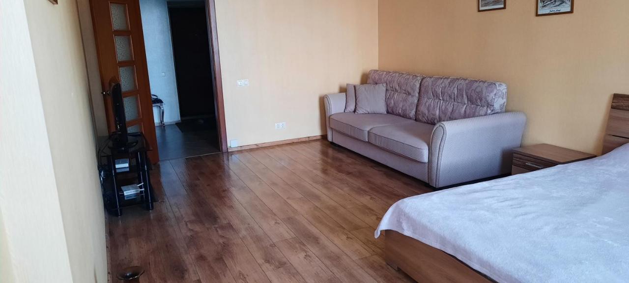 U Very Apartment Gomel Luaran gambar